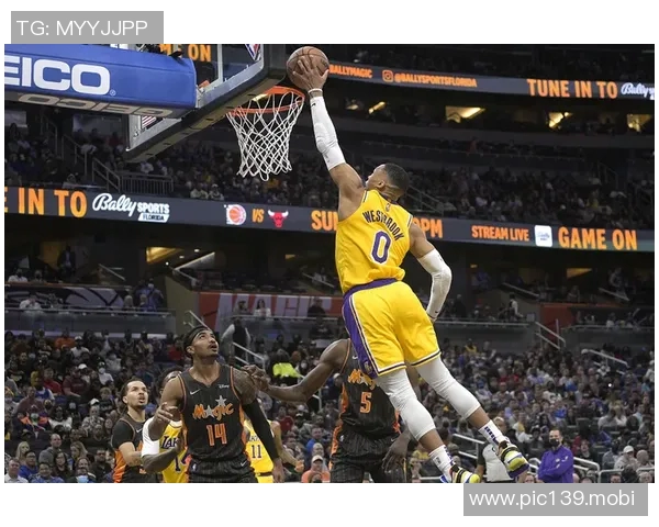 里程碑！萨格斯15+11+11，职业生涯首度砍下三双